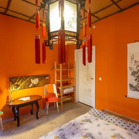 China Town & Tours Hostel